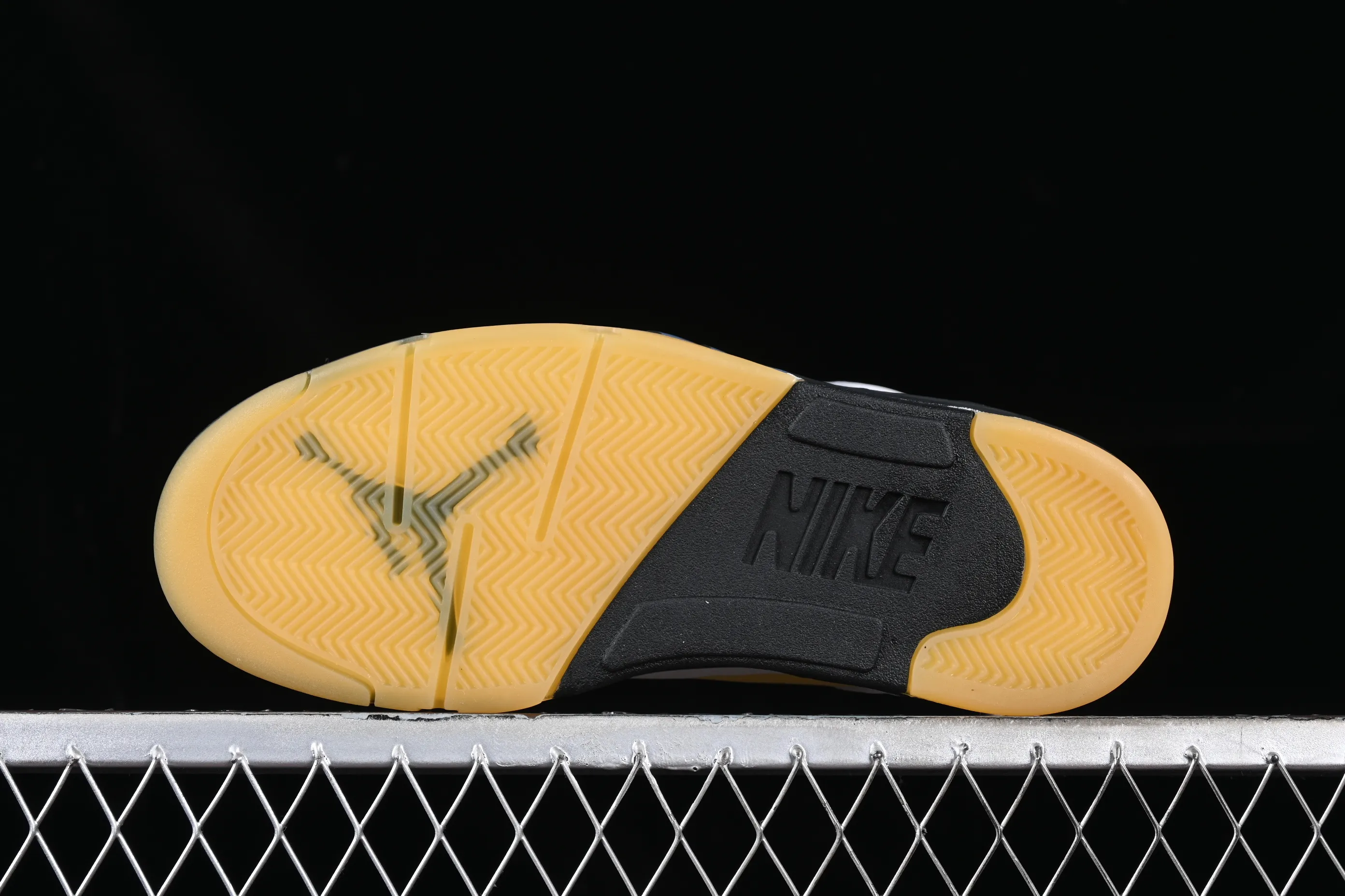 All categories Air Jordan Jordan series basketball shoes Air Jordan 5 A Ma Maniere x Air Jordan 5 Retro "Photon Dust" AJ5 Joe 5 light tooth white joint model FZ5758-004